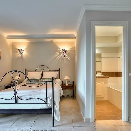Equipped With Outside Dining Table And Bed So You Can Enjoy Your Meals Villa Nice